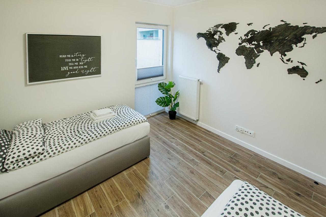 Apartament Centrum Xl - Komfortowe Noclegi Пясечно Экстерьер фото